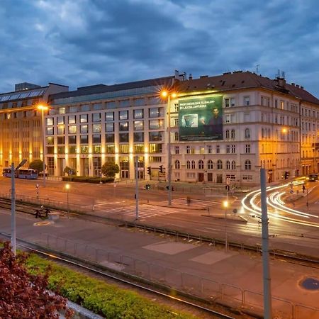Chic Central Flat With River View Budapest Ngoại thất bức ảnh
