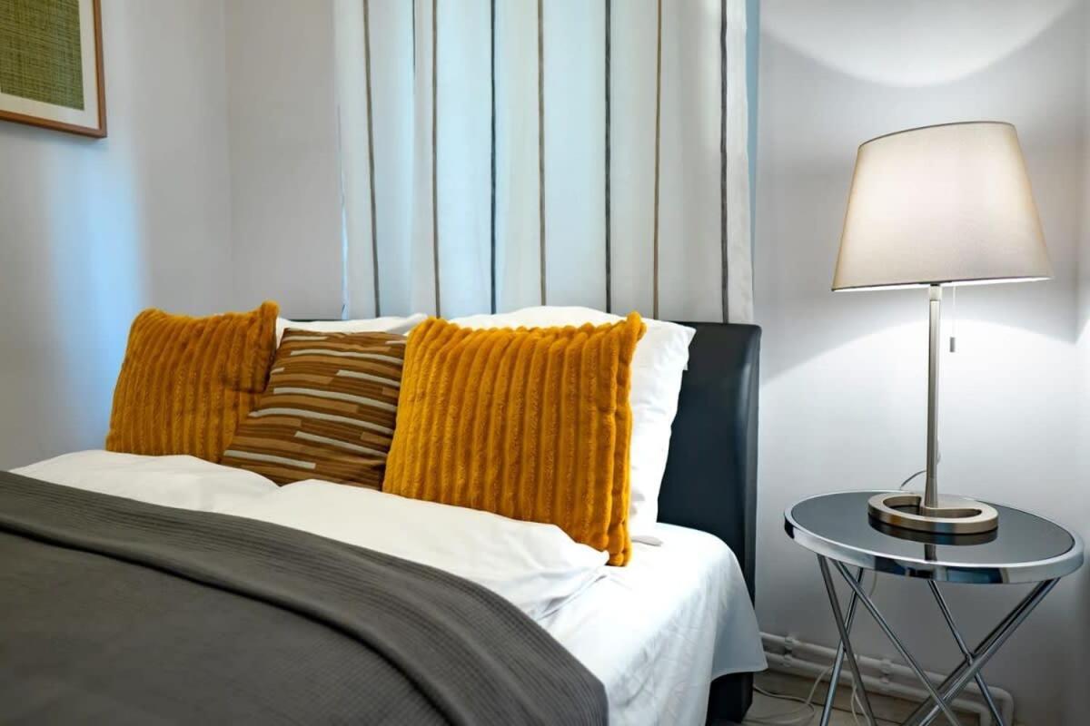 Chic Central Flat With River View Budapest Ngoại thất bức ảnh