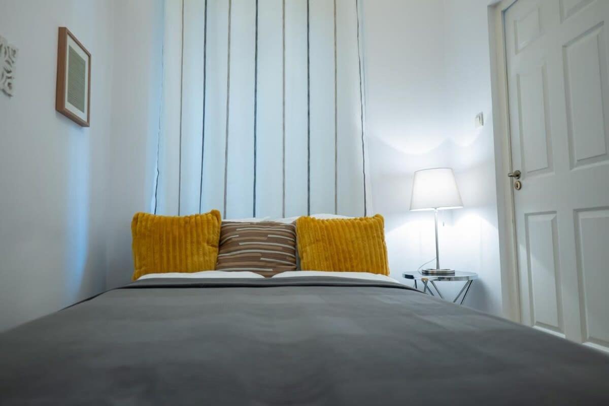 Chic Central Flat With River View Budapest Ngoại thất bức ảnh